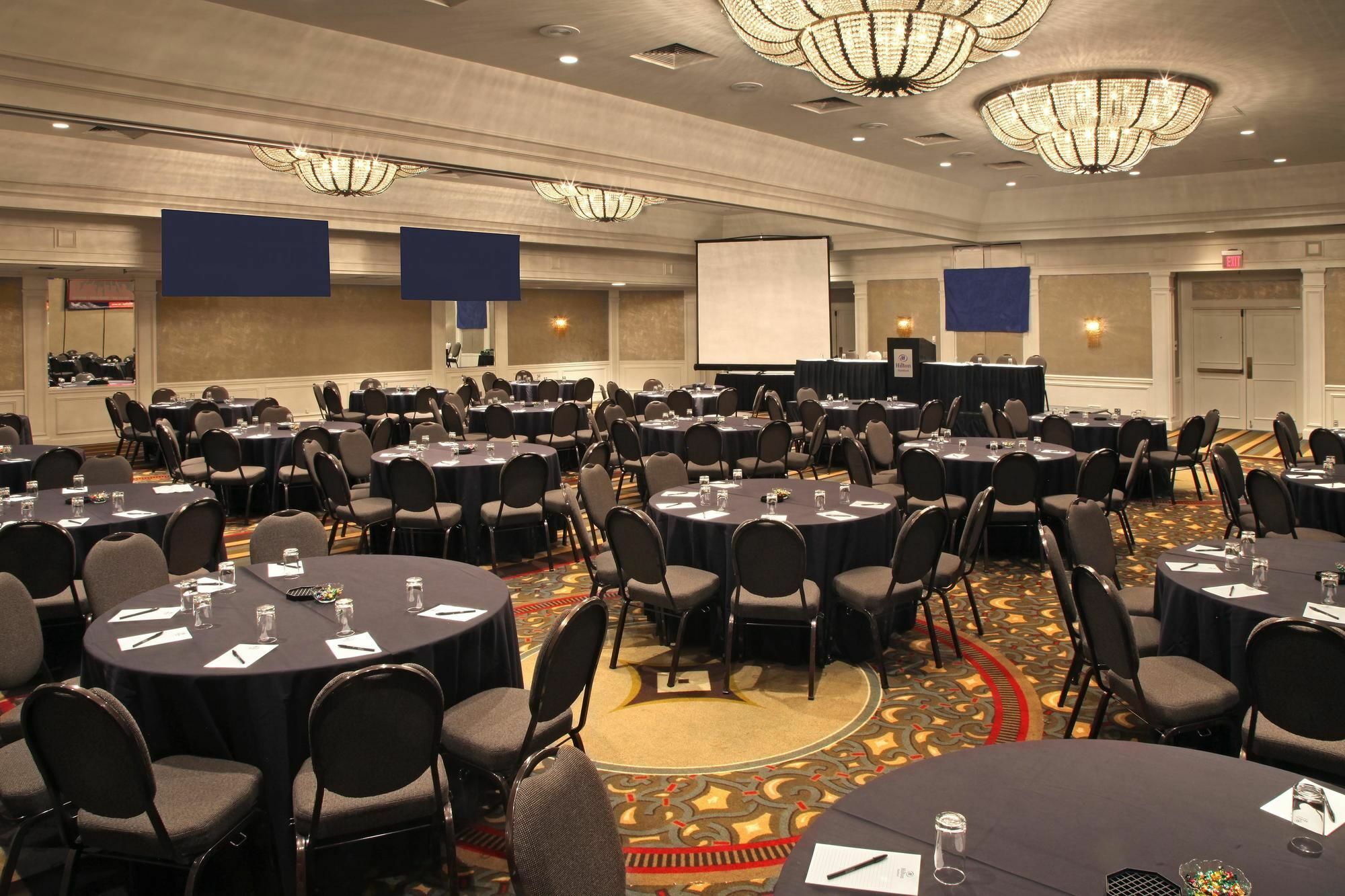 Doubletree By Hilton Hartford Downtown Hotel Létesítmények fotó